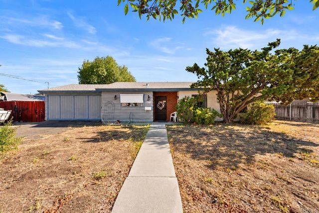 9733 Settle Road, Santee