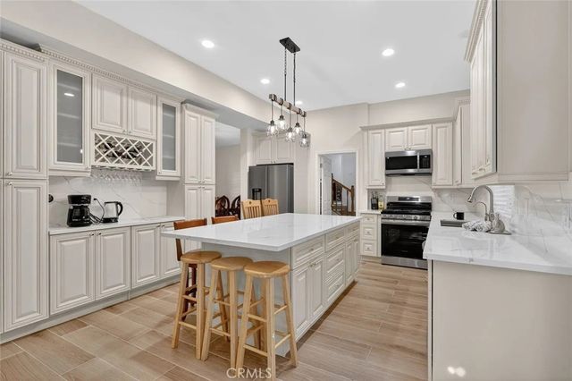 1401 Zion Way, Pine Mountain Club