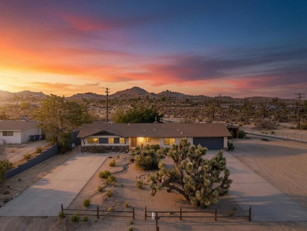57530 Warren Way, Yucca Valley