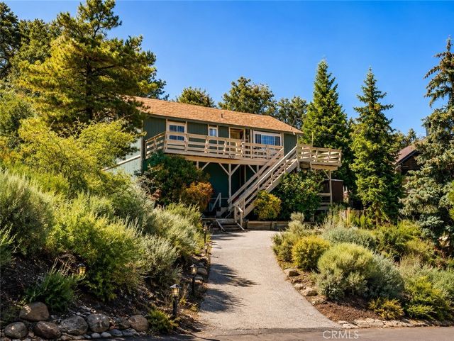 1913 Pioneer Way, Pine Mountain Club