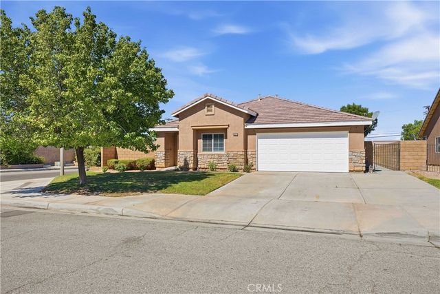 45237 Sancroft Avenue, Lancaster