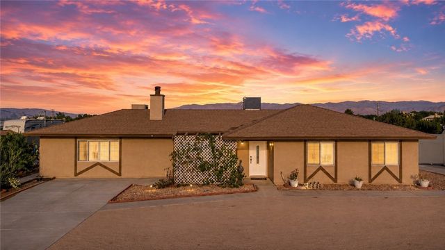8811 7th Avenue, Hesperia