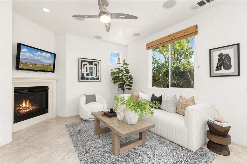 223 Sparkleberry Avenue, Orange