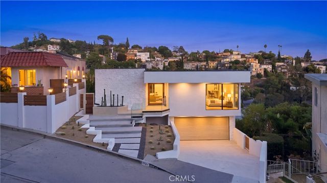 1734 Redesdale Avenue, Los Angeles