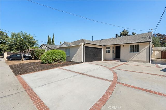 13739 Wyandotte, Los Angeles