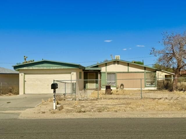 6437 Indio Avenue, Yucca Valley