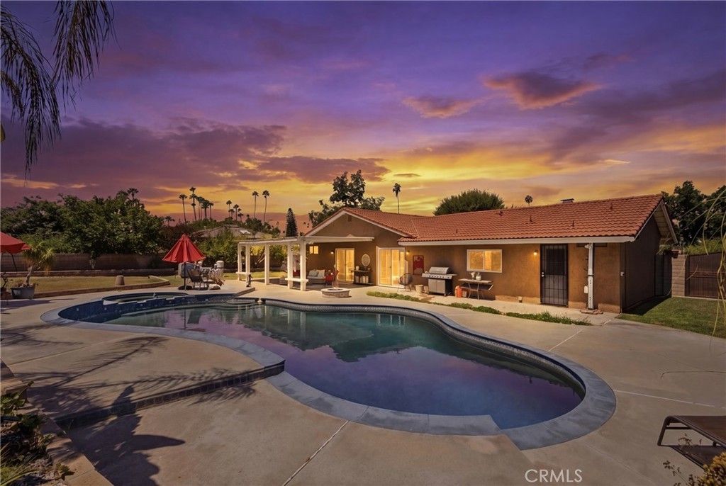 6526 Marlo Way, Riverside