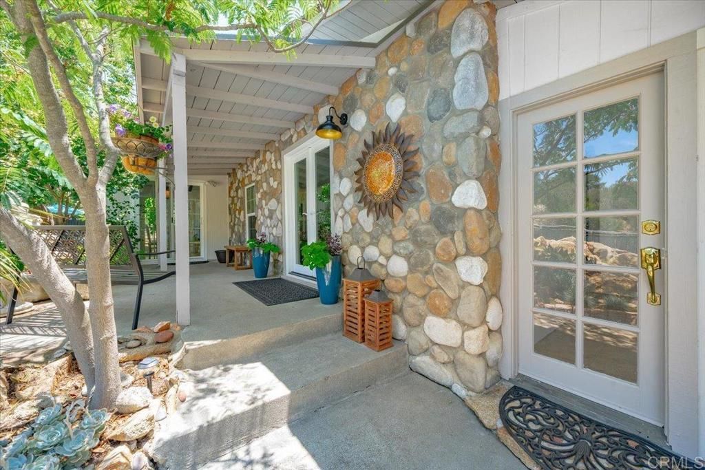 17255 Rockhouse Road, Ramona