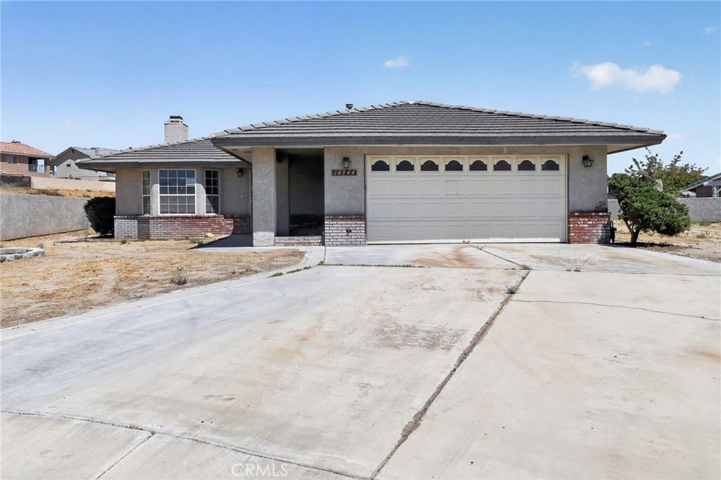 14744 Grafton, Helendale