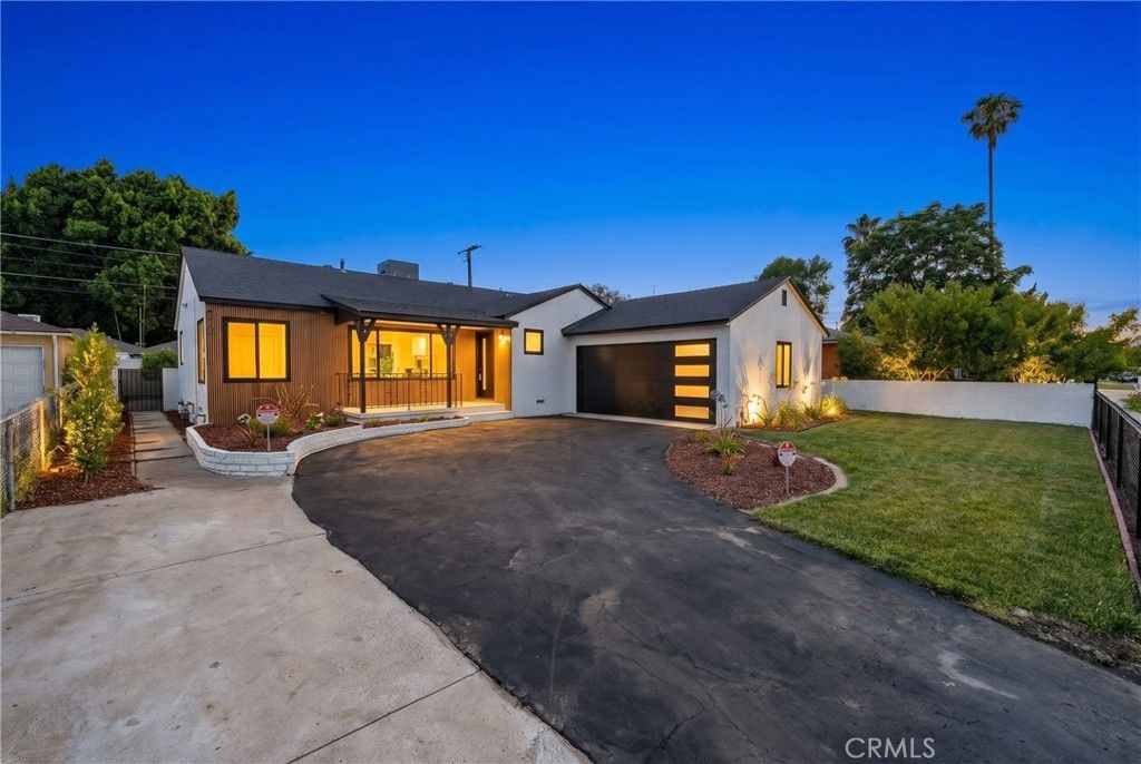 9753 Mercedes Avenue, Arleta