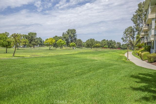2386 Via Mariposa West W # 2f, Laguna Woods