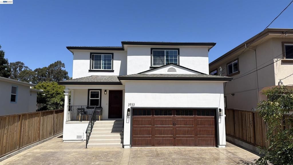 3933 Midvale Ave, Oakland