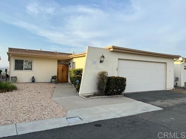 3902 Vista Campana N # 25, Oceanside