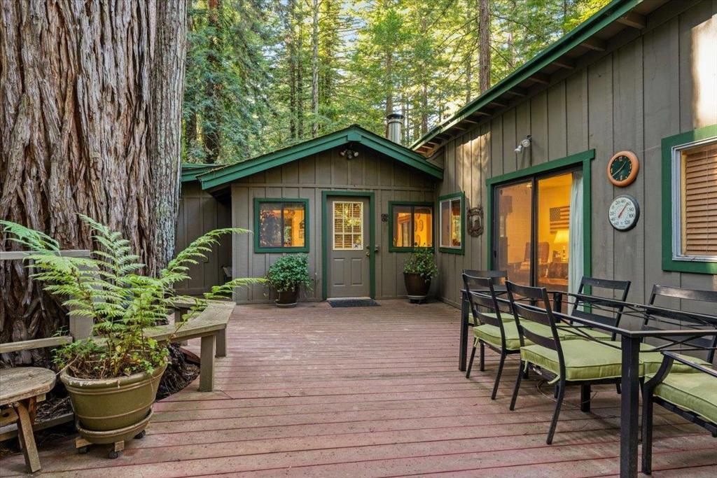 1079 Scenic Drive, Felton