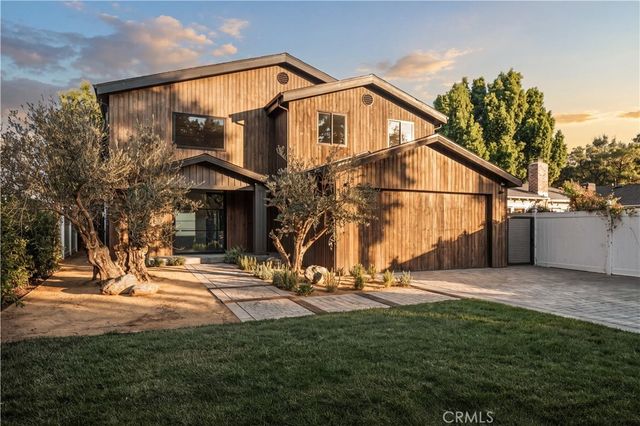 5114 Cedros Avenue, Sherman Oaks