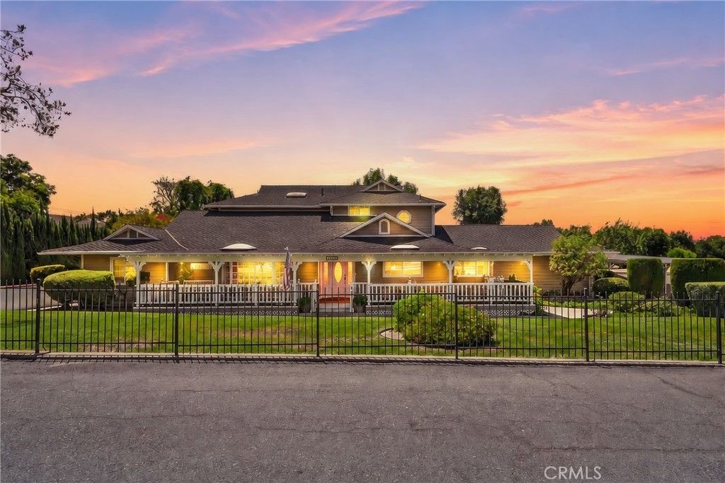 18880 Via Sereno, Yorba Linda