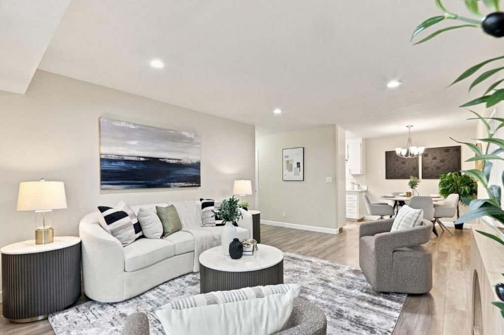 309 Tradewinds Drive # 15, San Jose