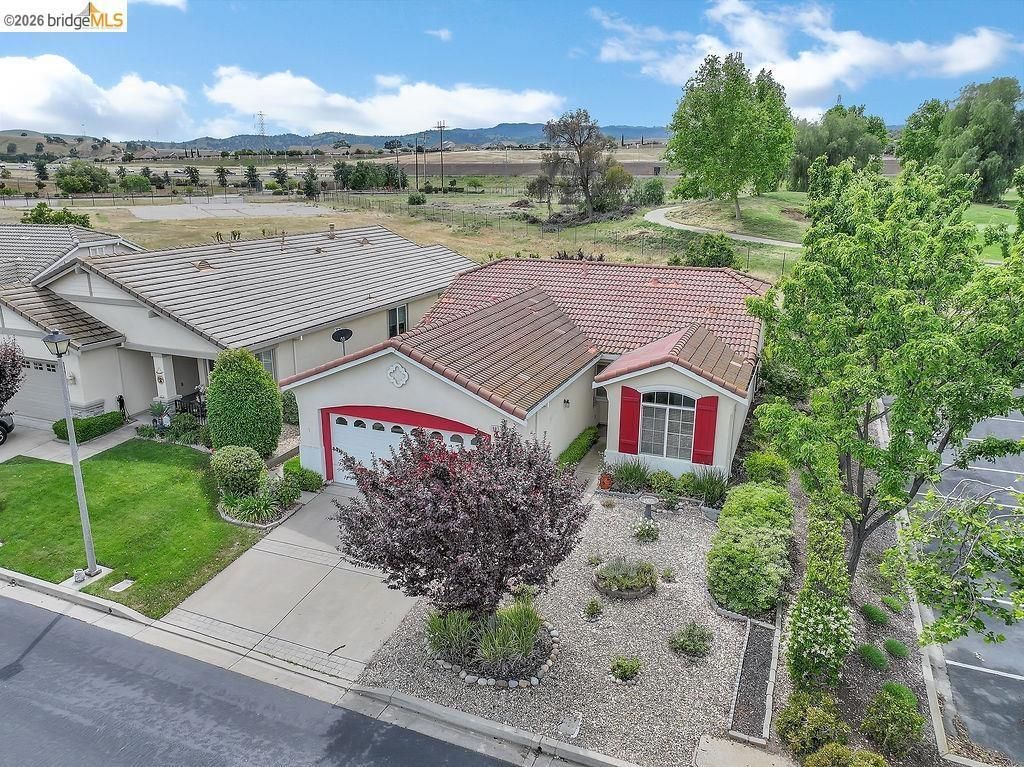 987 Centennial Dr, Brentwood