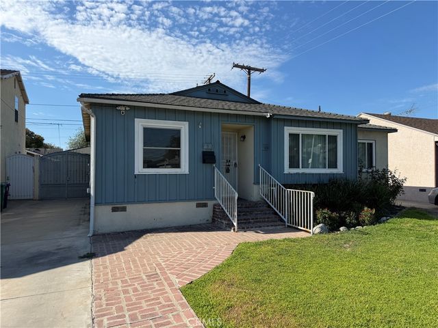 6912 E Peabody, Long Beach
