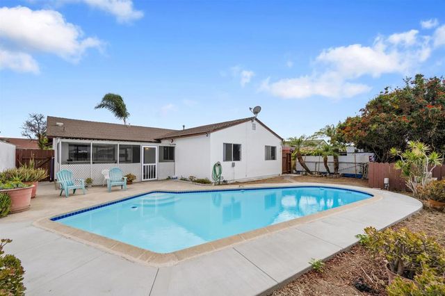 4046 Glading, San Diego