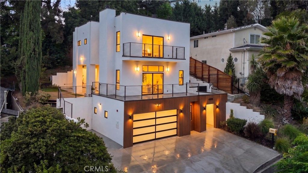 4509 Jessica, Los Angeles