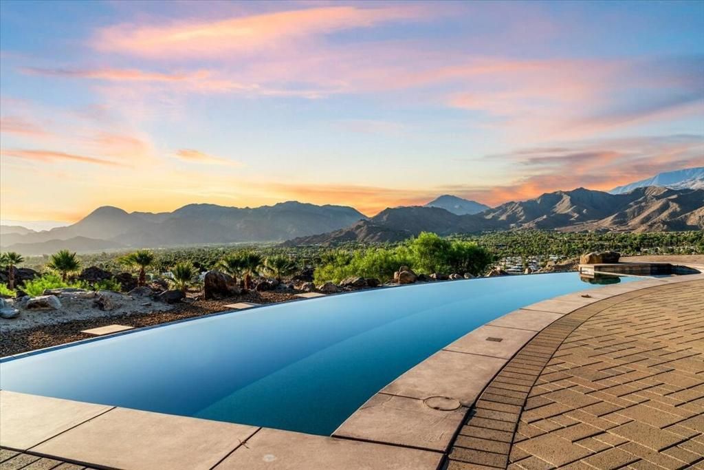 48710 Paisano Road, Palm Desert