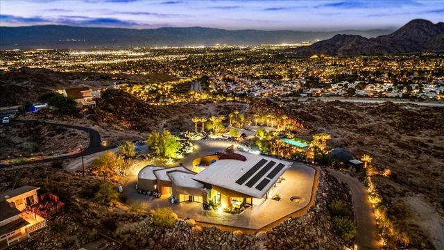 48710 Paisano Road, Palm Desert