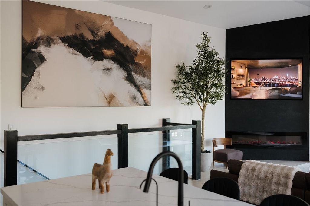 212 Mann, Big Bear City
