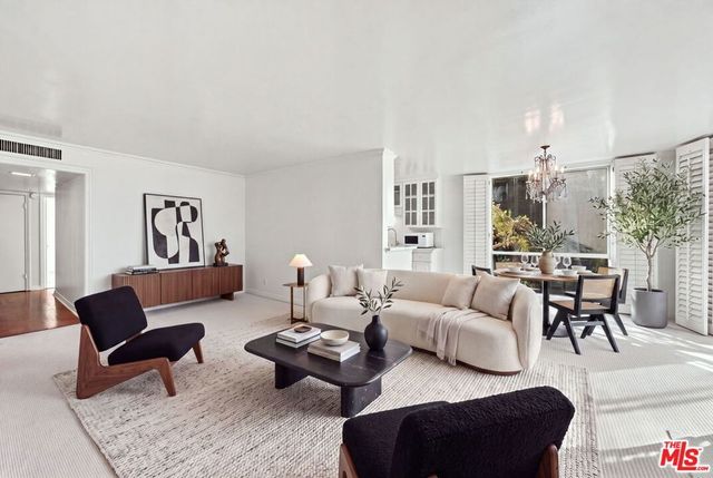 2301 S Beverly Glen Boulevard # 301, Los Angeles