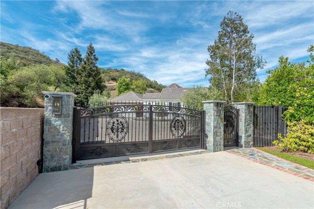 1686 Sycamore Canyon, Westlake Village
