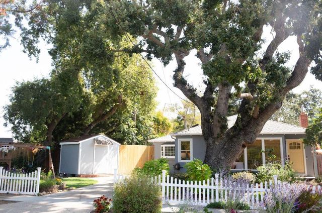 3751 Bay Road, Menlo Park