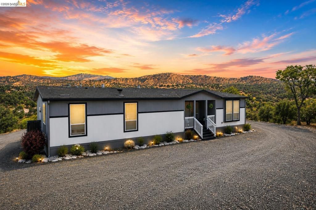1464 Papoose Dr, Copperopolis