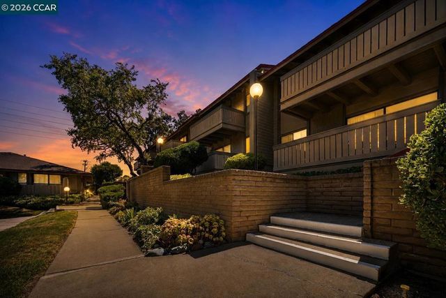 101 Kinross Dr # 9, Walnut Creek