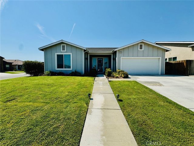 5803 Hawthorn Tree, Bakersfield