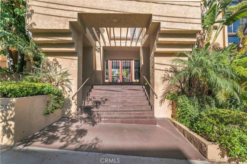 970 Palm Avenue # 200, West Hollywood