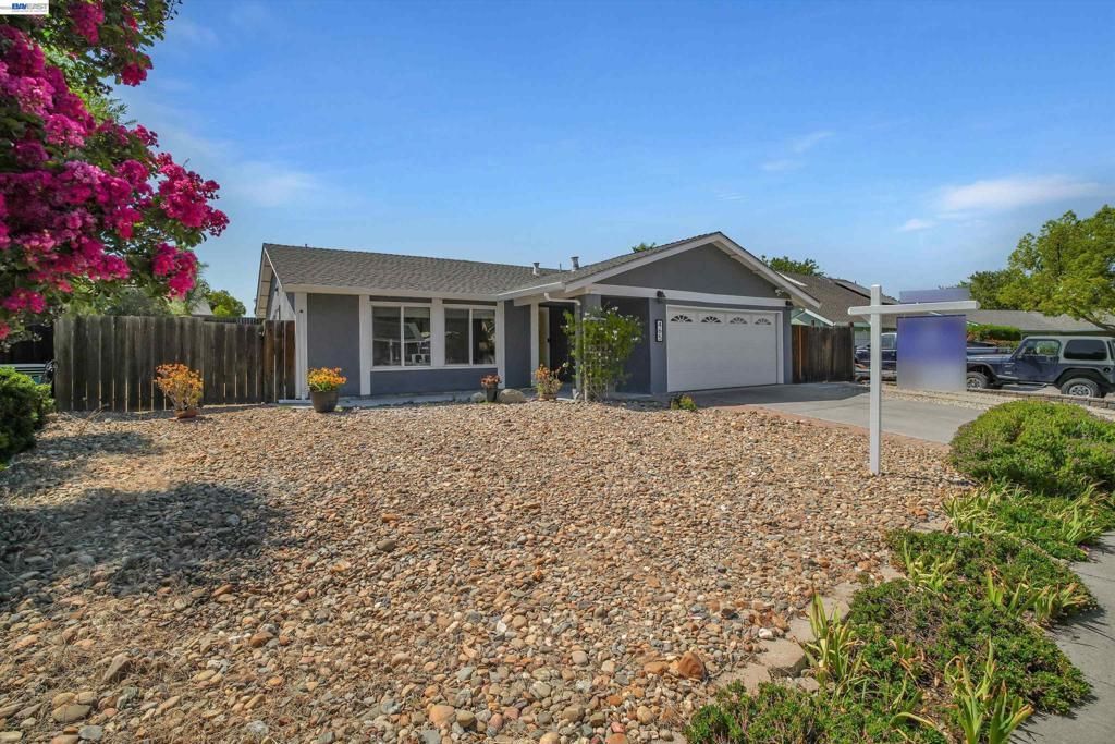 465 Swan Dr, Livermore