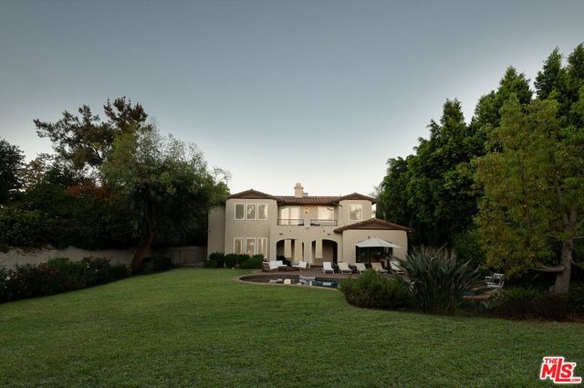5315 Louise Avenue, Los Angeles