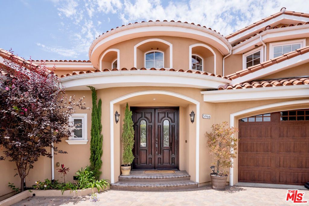 5966 Abernathy Drive, Los Angeles