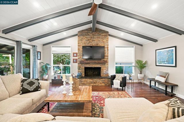 1445 Bassett Dr, Concord