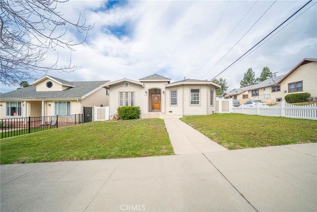 5163 Windermere, Los Angeles
