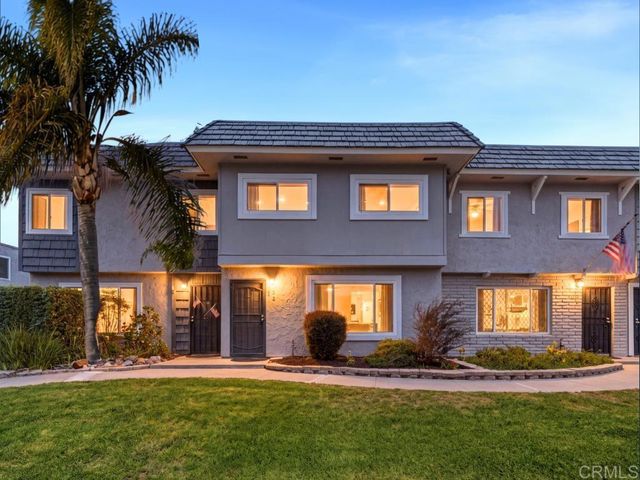9416 Carlton Oaks Drive # B, Santee