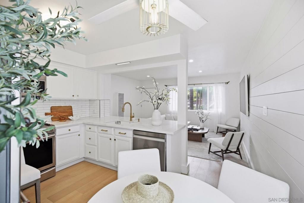 3932 9th Ave # 5, San Diego
