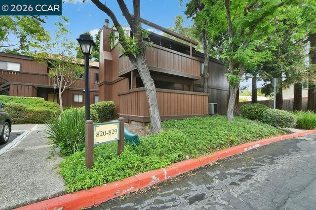 828 Camelback Place, Pleasant Hill