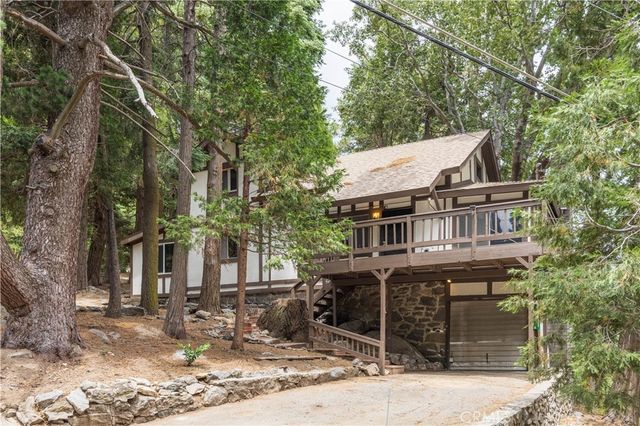 21855 Lakeland View, Cedarpines Park