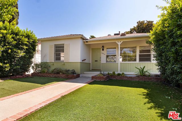 7854 Agnes Avenue, Los Angeles