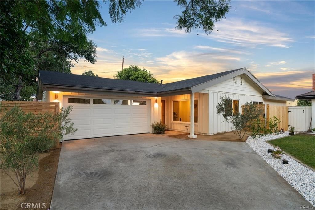 2101 N Hathaway, Santa Ana