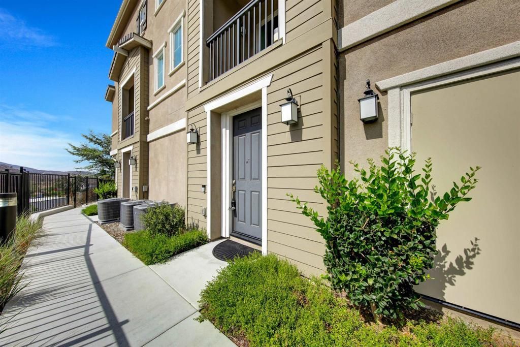 2708 Juniper Berry, Spring Valley