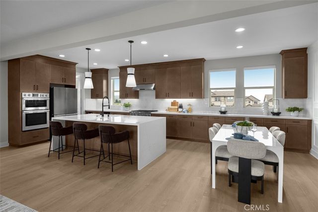 221 Mercury, Irvine