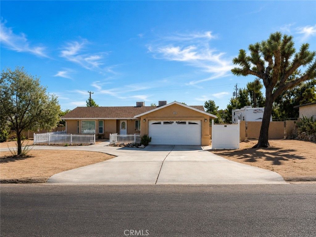 7619 Dumosa Avenue, Yucca Valley