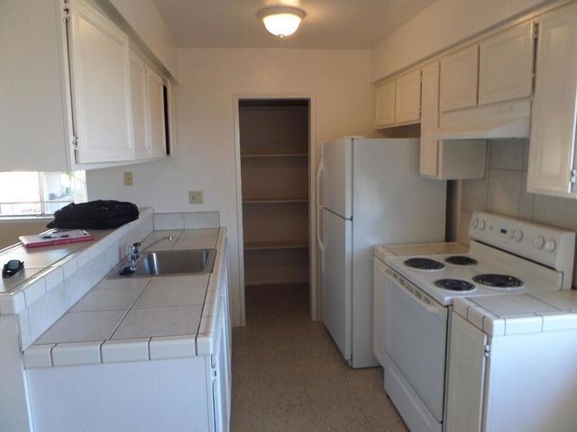 46805 Highway 74 # 4, Palm Desert